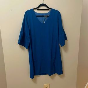 Belongsci dress. Size large. New with tags